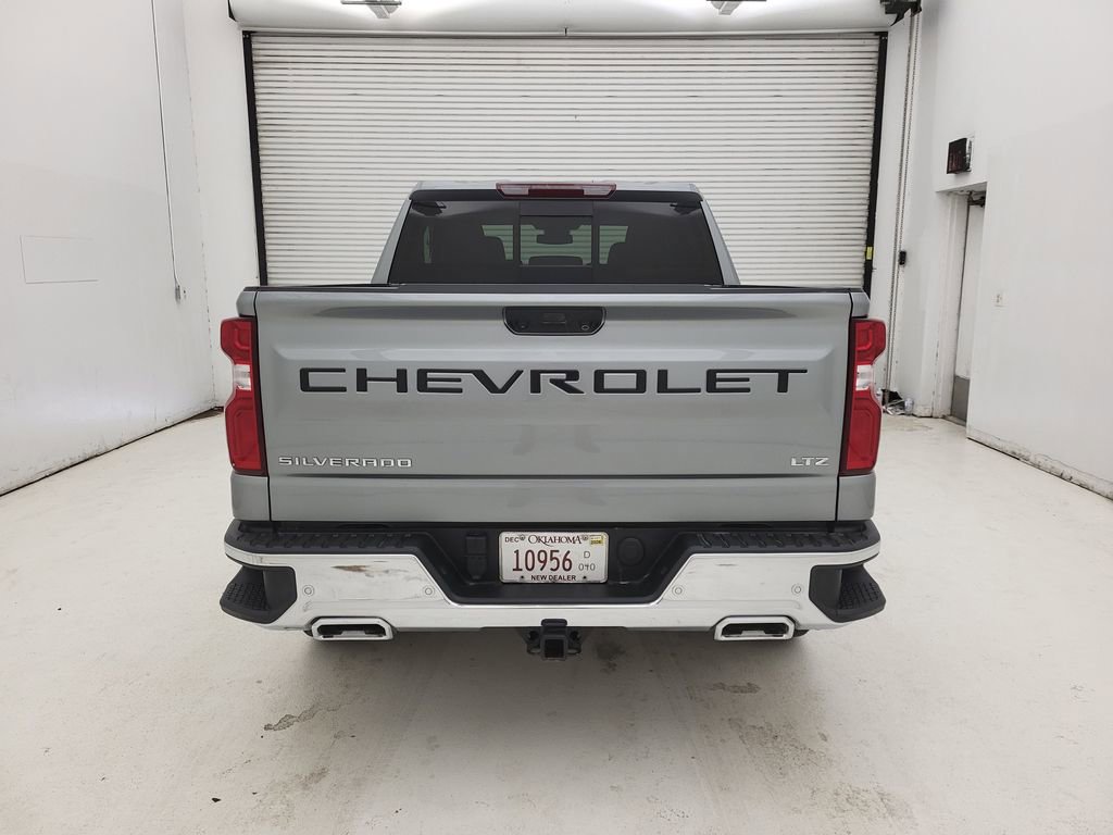 Used 2025 Chevrolet Silverado 1500 LTZ image 24