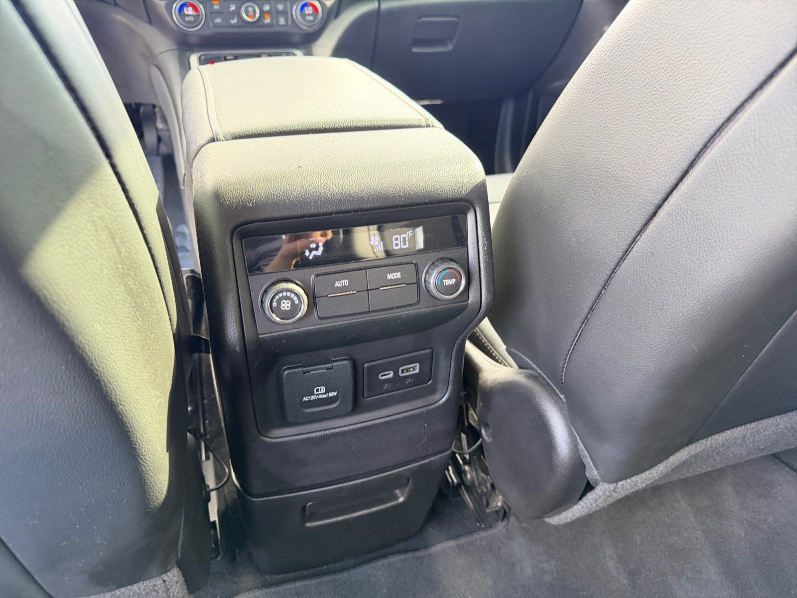 Used 2023 GMC Acadia SLT AWD/4WD image 30