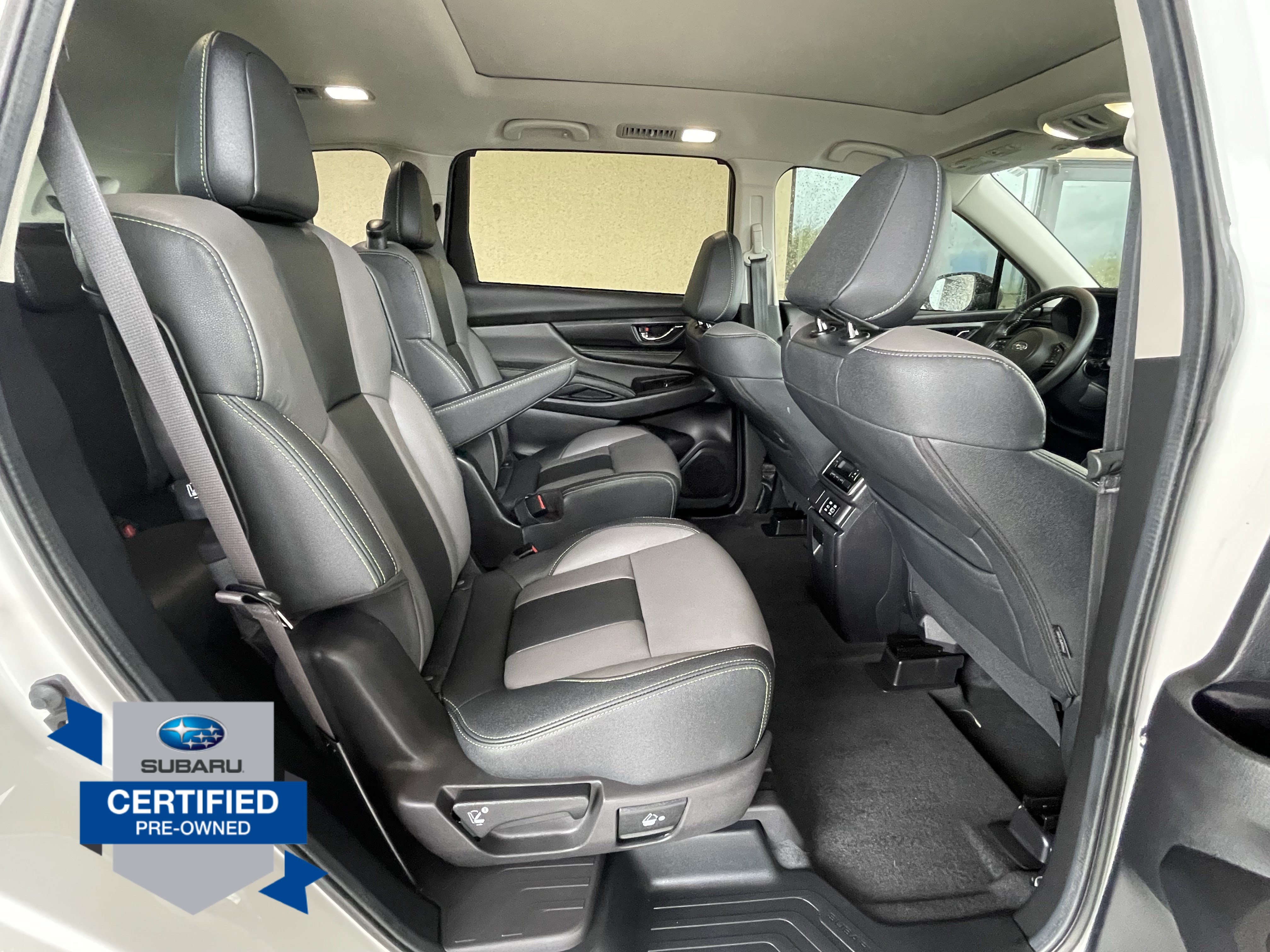 Used 2025 Subaru Ascent Onyx Edition AWD/4WD image 12