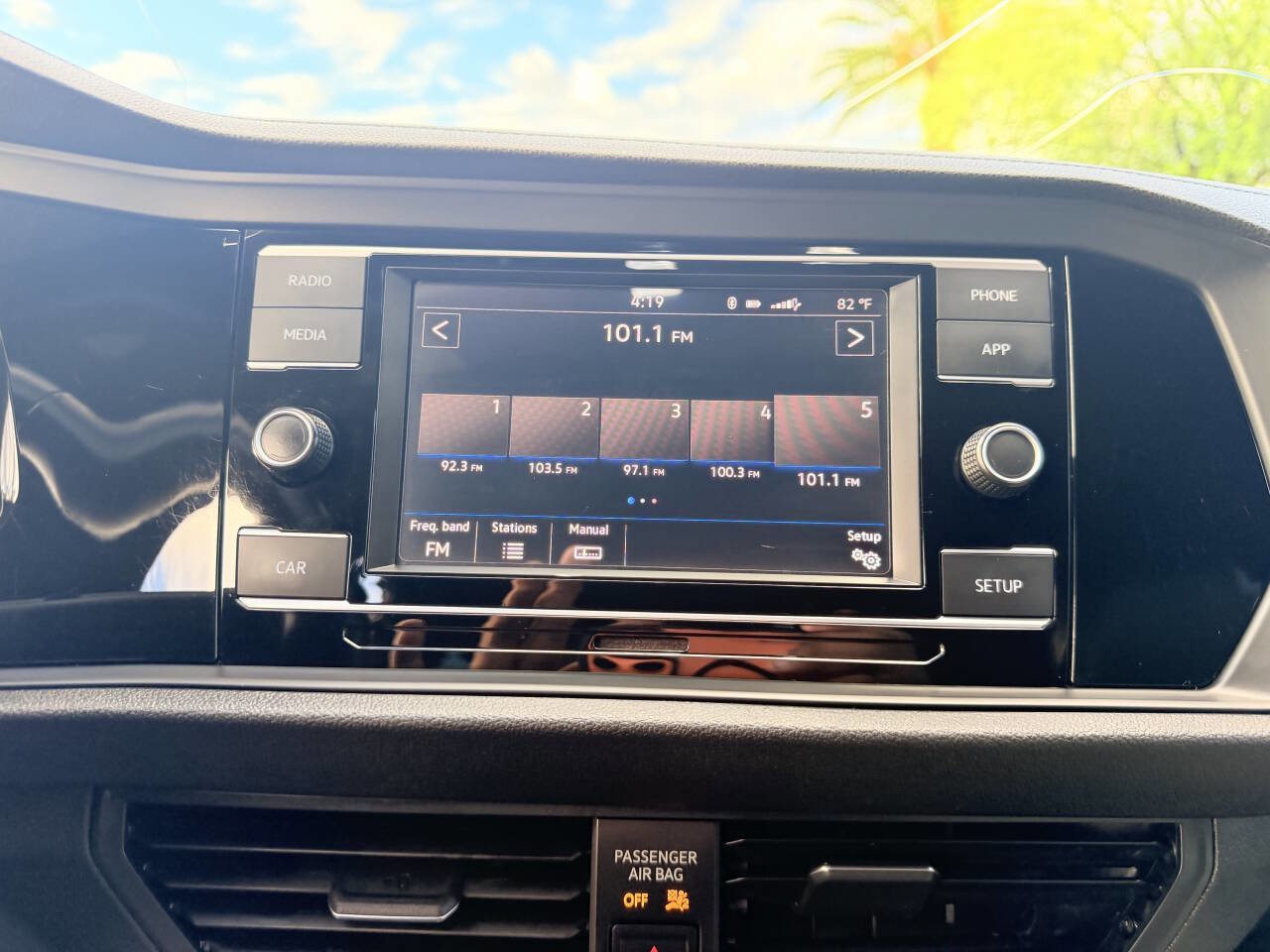 Used 2019 Volkswagen Jetta R-Line image 16