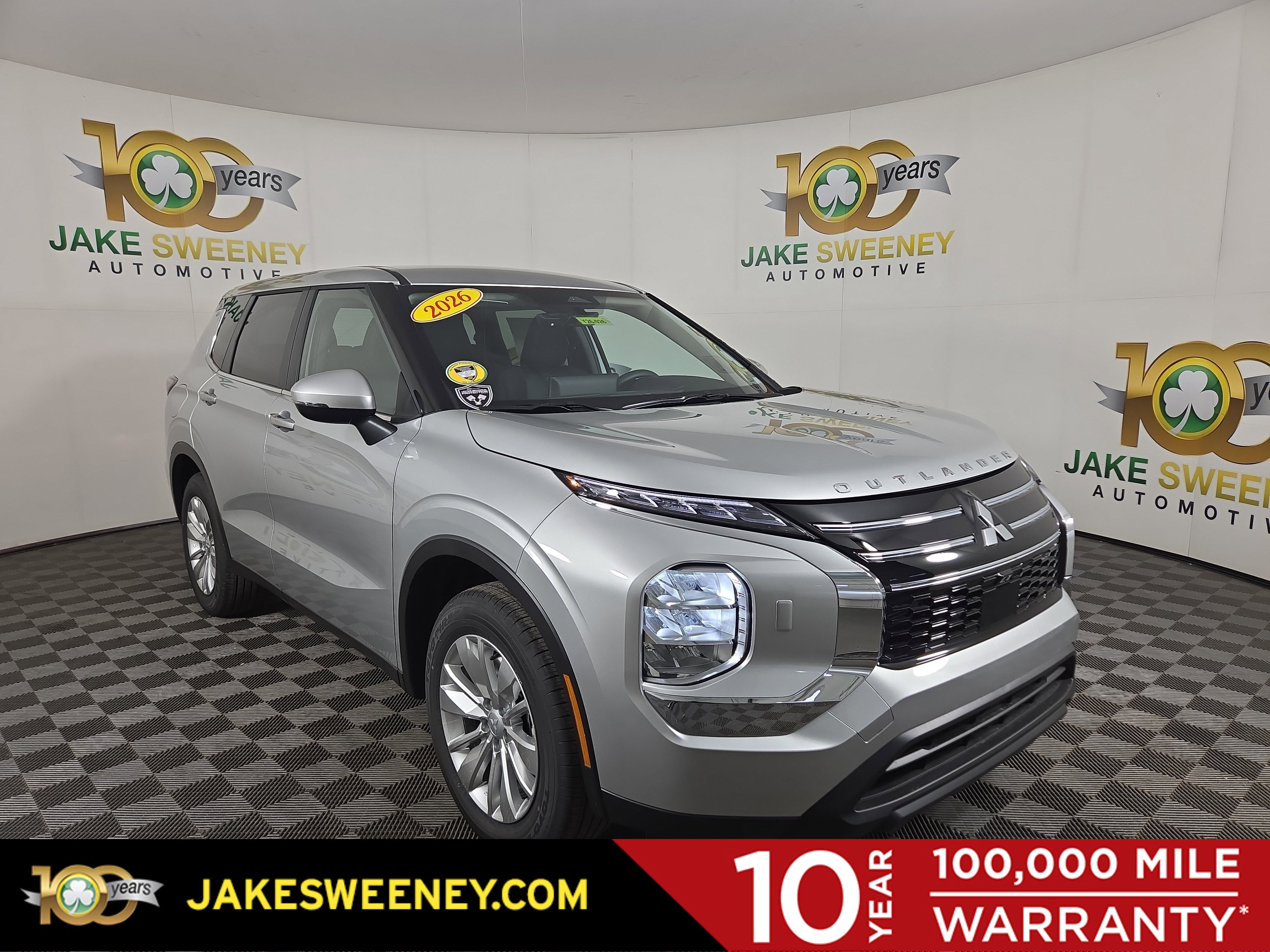 New 2026 Mitsubishi Outlander ES image 1