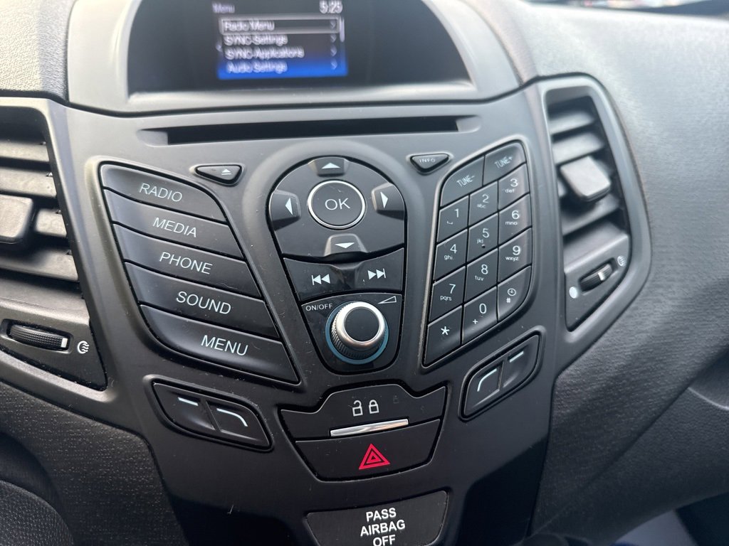 Used 2019 Ford Fiesta SE image 28