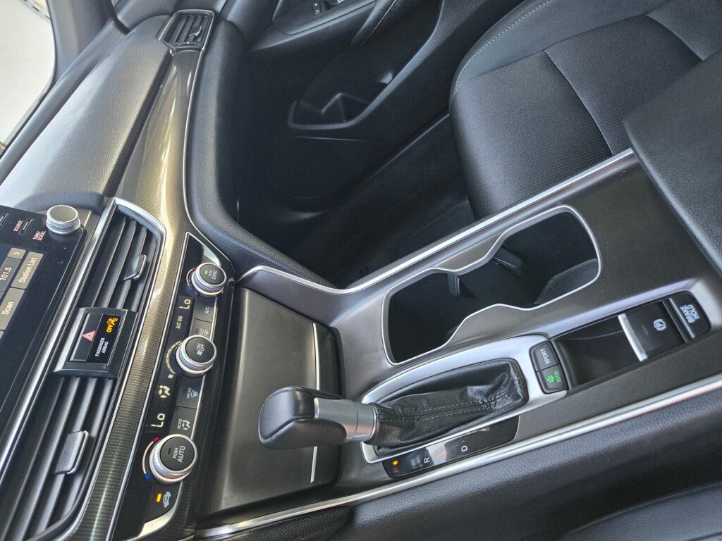 Certified 2020 Honda Accord Sport image 16
