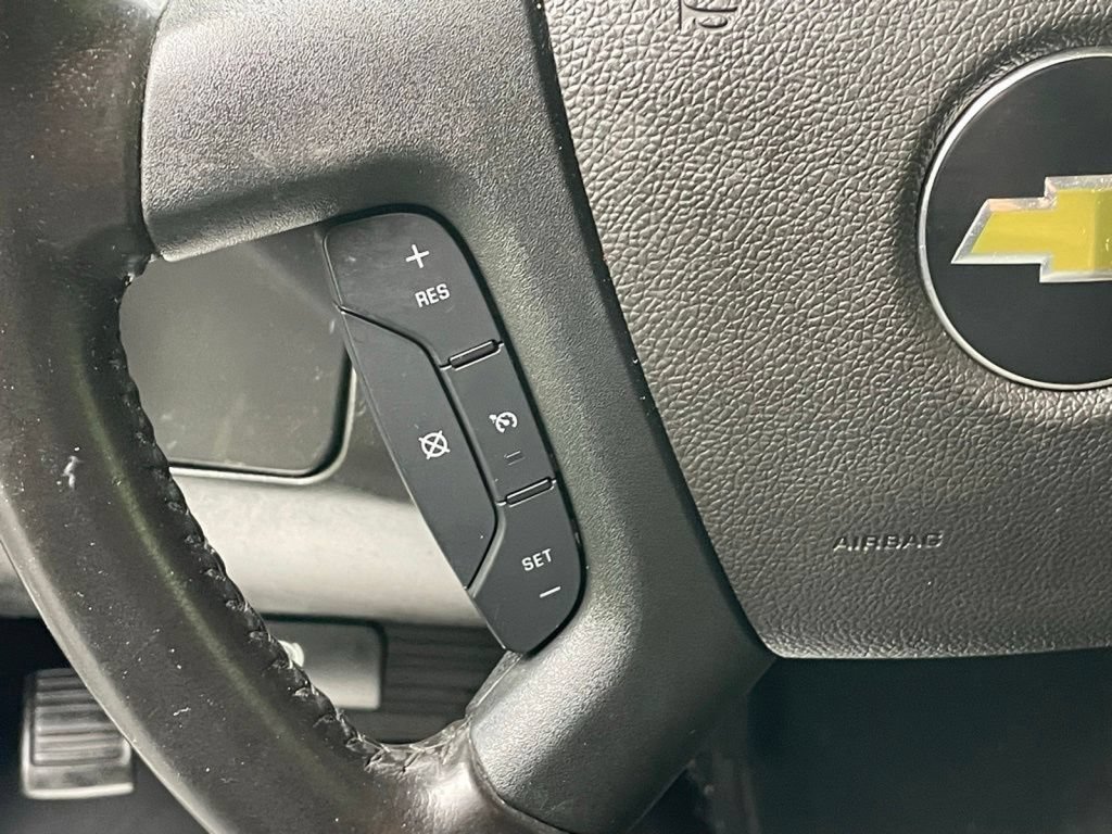 Used 2021 Chevrolet Express 3500 w/ Driver Convenience Package RWD image 28