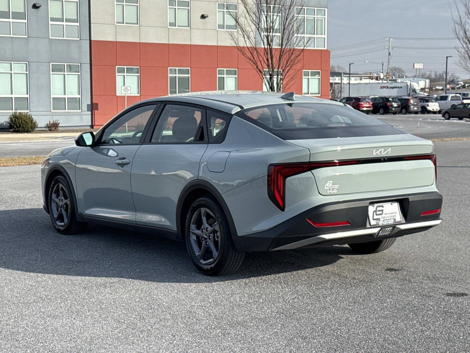 Used 2025 Kia K4 LXS image 26