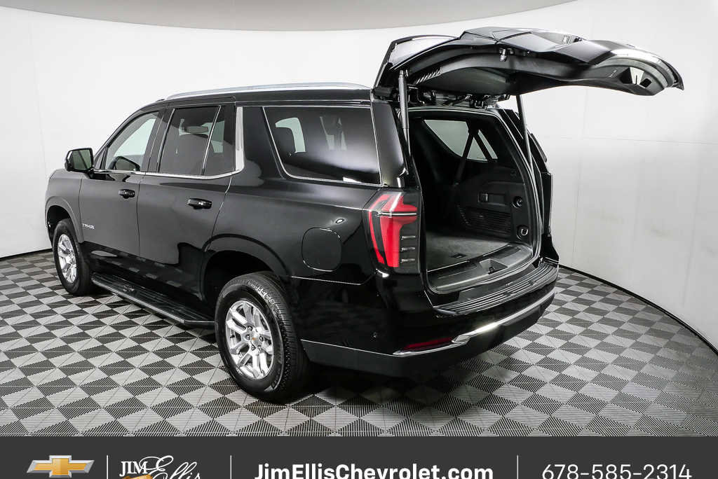 Certified 2025 Chevrolet Tahoe LT RWD image 35