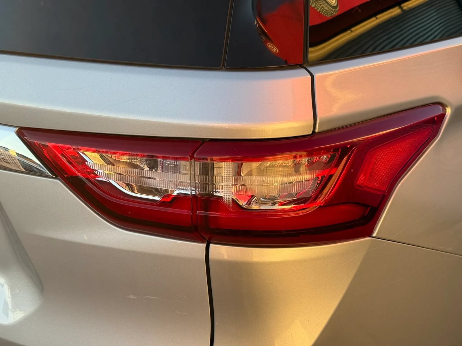 Used 2018 Chevrolet Traverse LS FWD image 7