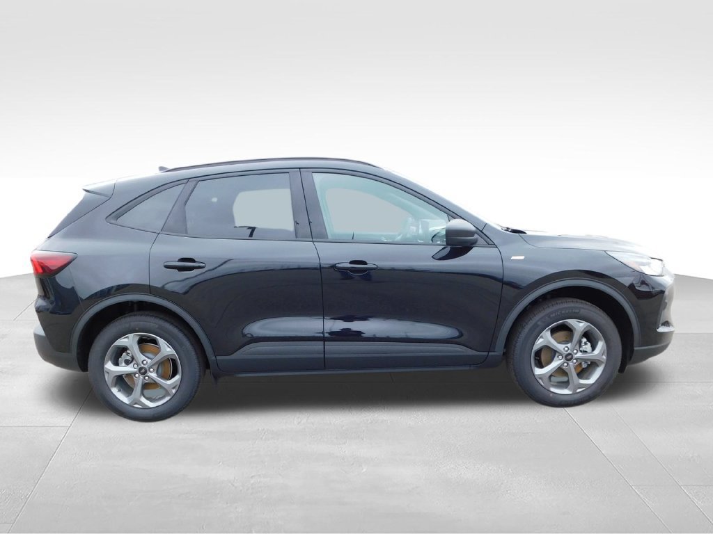 New 2026 Ford Escape ST-Line w/ Tech Pack #1 AWD/4WD image 2