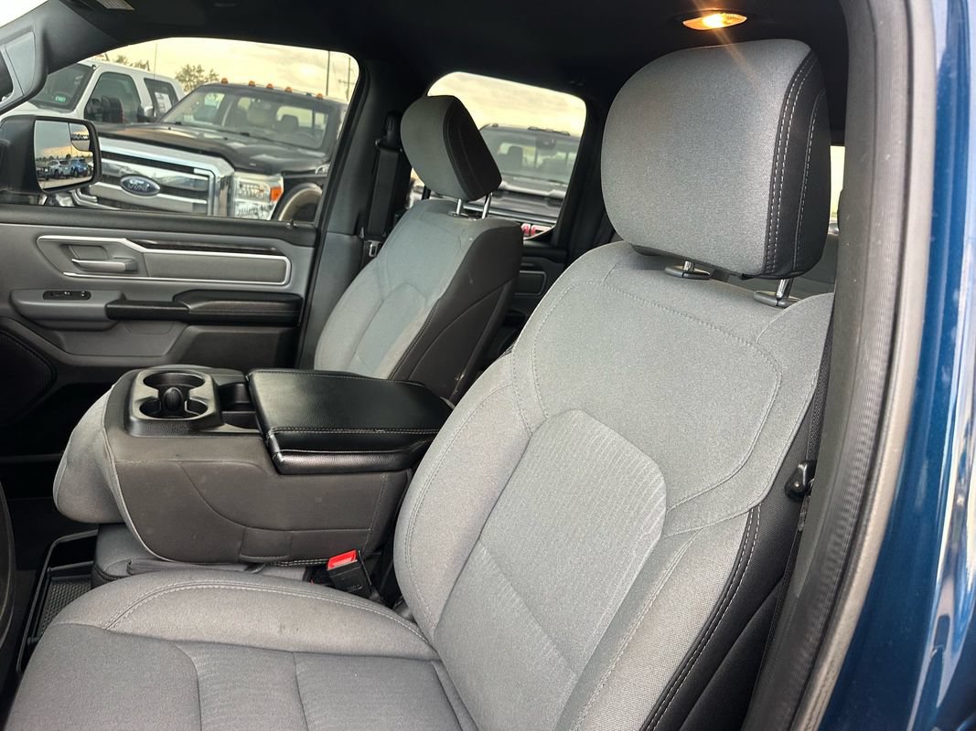 Used 2022 RAM 1500 Big Horn AWD/4WD image 35