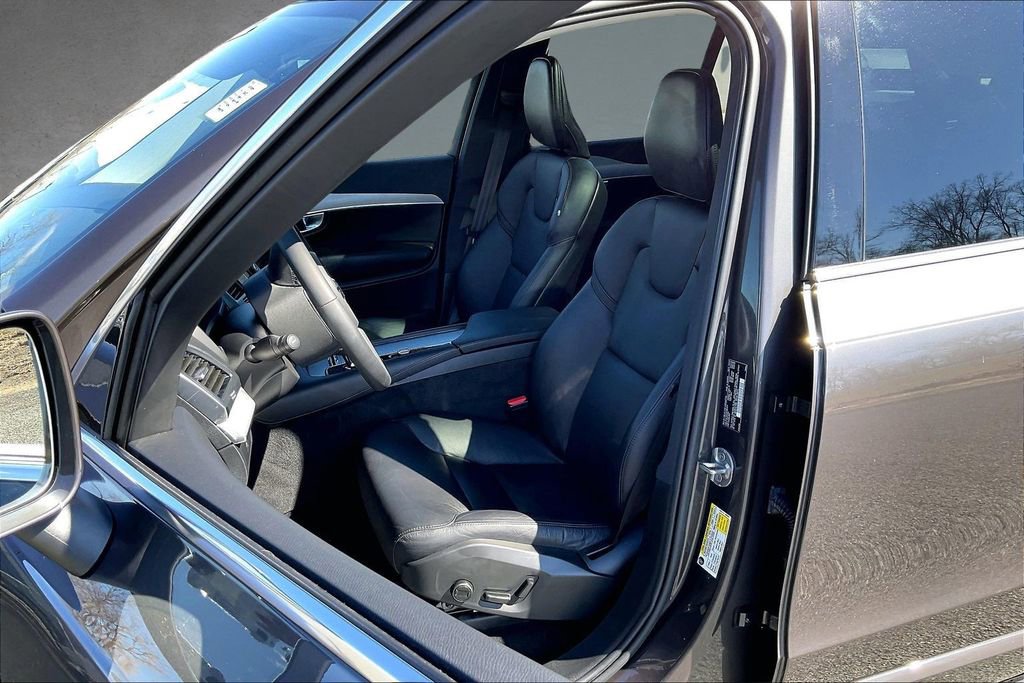 Certified 2023 Volvo XC90 B5 Core w/ Protection Package Premier image 21