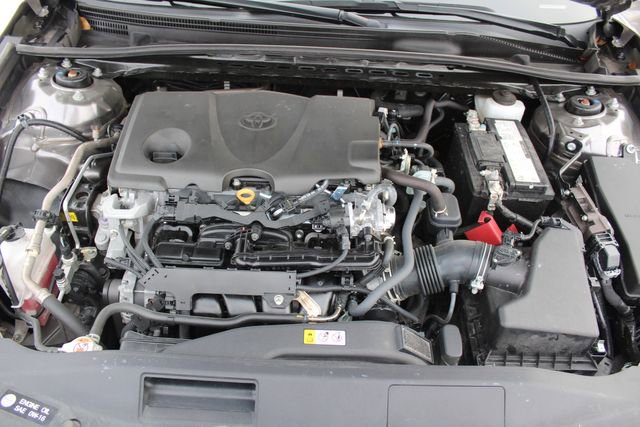 Used 2023 Toyota Camry SE image 12