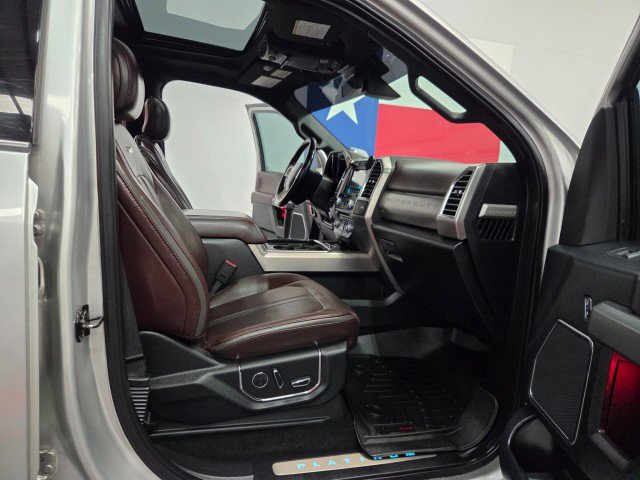 Used 2017 Ford F250 Platinum w/ Platinum Ultimate Package AWD/4WD image 8