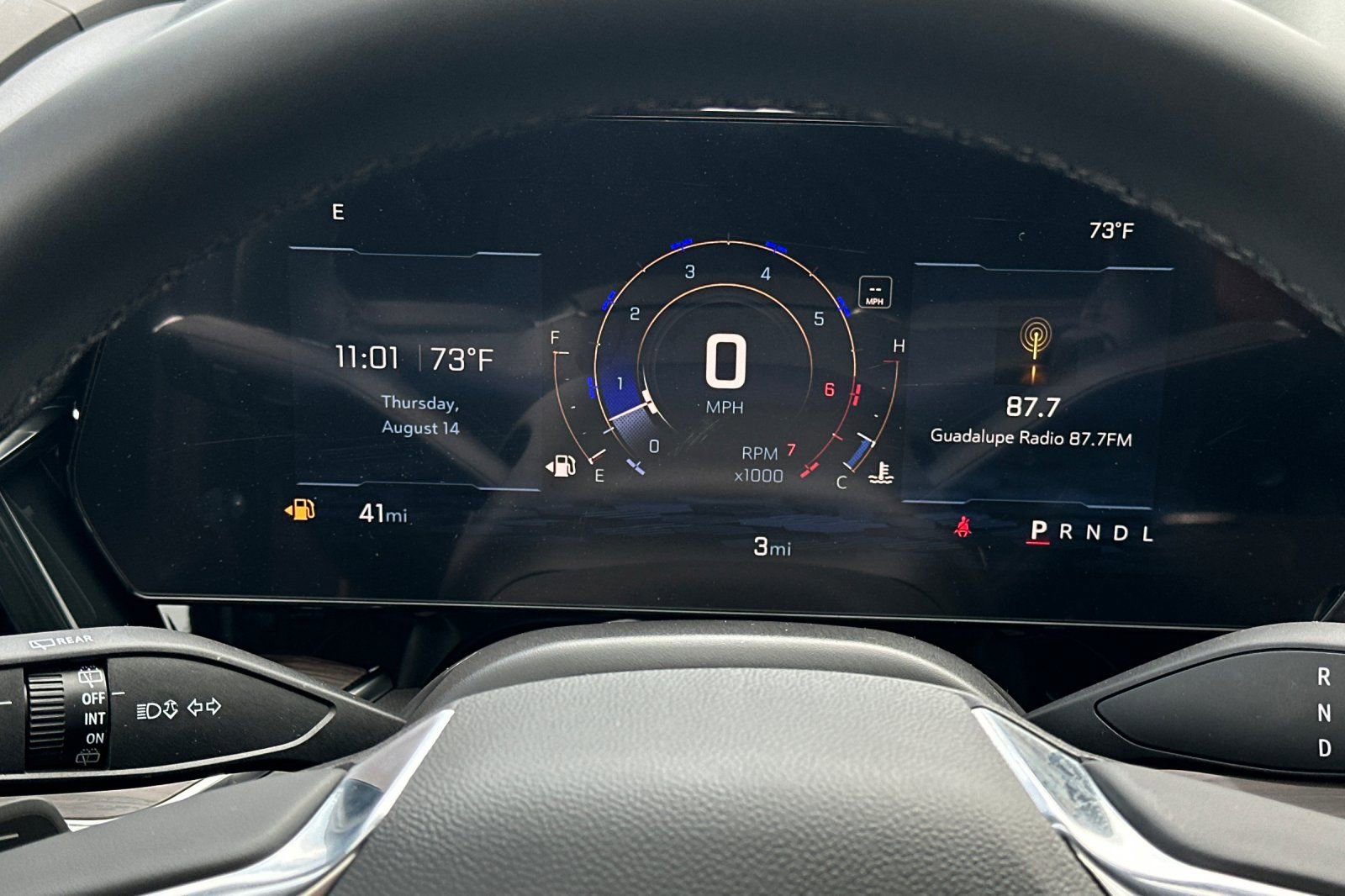 New 2025 Chevrolet Suburban Premier image 27