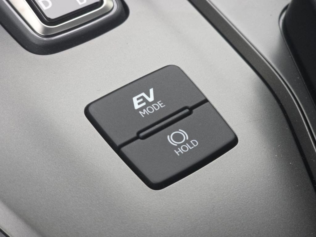 New 2025 Lexus UX 300h AWD image 24