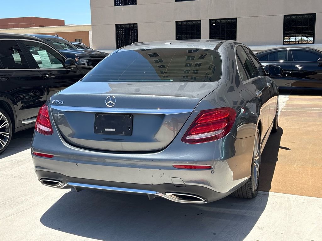 Used 2020 Mercedes-Benz E 350 Sedan image 4