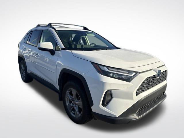 Used 2022 Toyota RAV4 XLE w/ Convenience Package AWD/4WD image 7