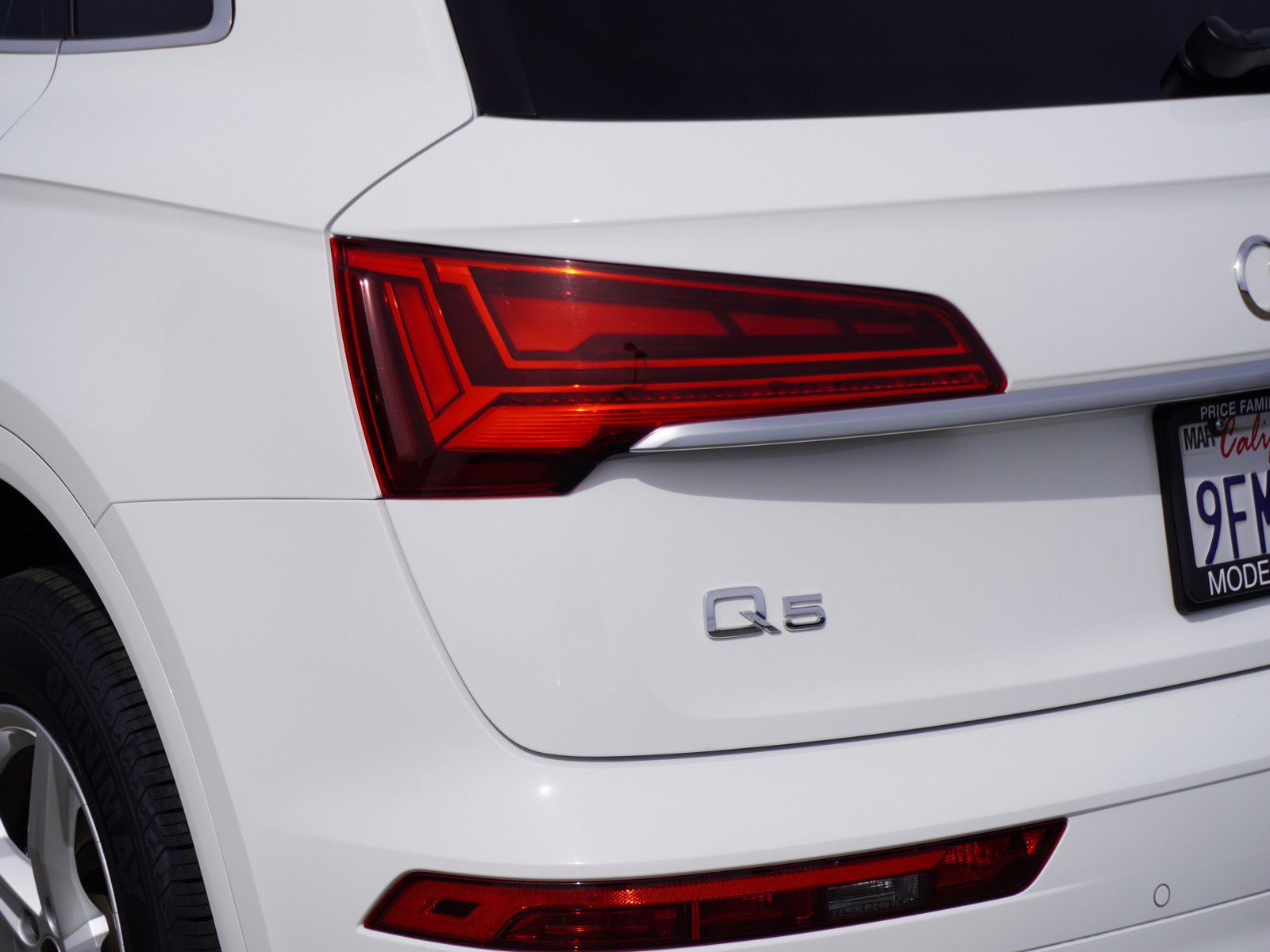 Used 2023 Audi Q5 2.0T Premium w/ Convenience Package image 10