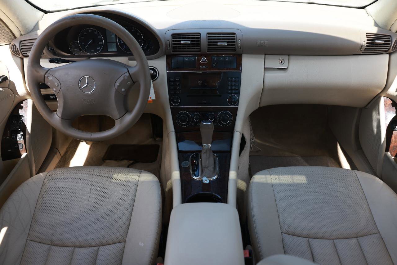 Used 2005 Mercedes-Benz C 320 C320 4DR SEDAN w/ Sunroof Pkg image 21