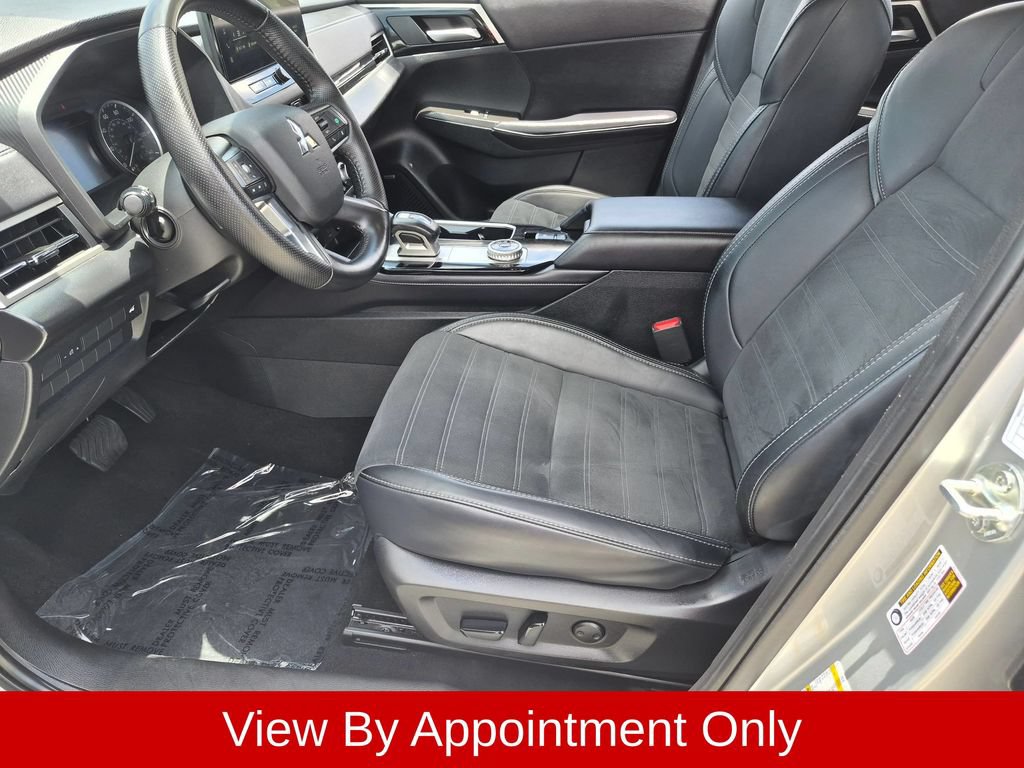 Used 2025 Mitsubishi Outlander SE AWD/4WD image 22