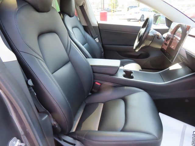 Used 2018 Tesla Model 3 Long Range RWD image 25