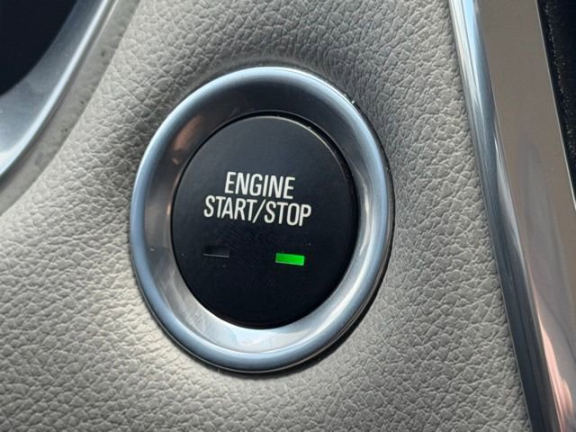 Used 2020 Chevrolet Traverse LT w/ LPO, Blackout Package image 26
