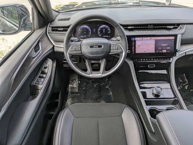 New 2026 Jeep Grand Cherokee L 2WD image 18