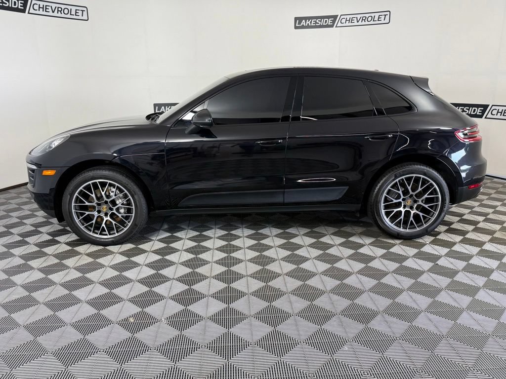 Used 2017 Porsche Macan S AWD/4WD image 3