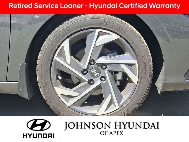 Certified 2025 Hyundai Elantra Sport image 27