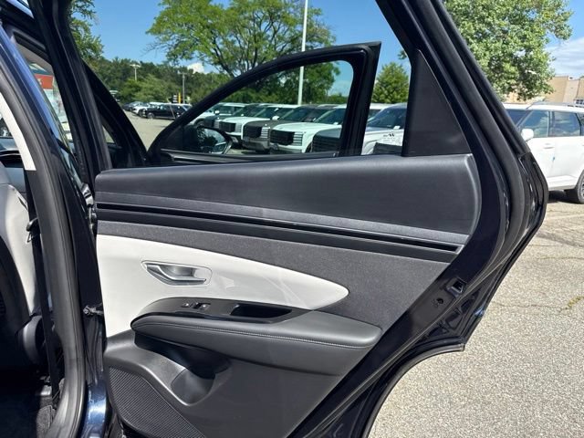 Used 2024 Hyundai Tucson Limited AWD/4WD image 34