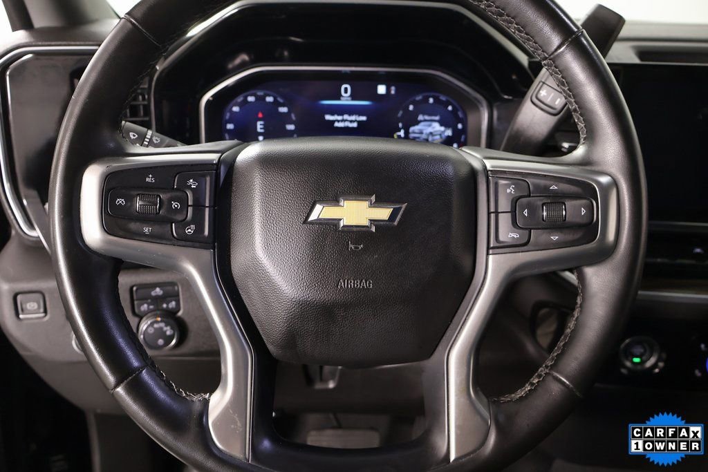 Used 2023 Chevrolet Silverado 1500 LT image 3