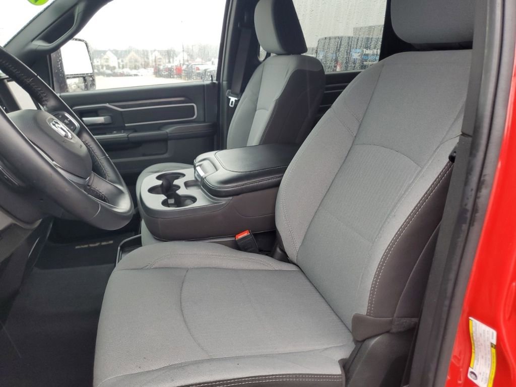 Used 2024 RAM 2500 Big Horn w/ Bed Utility Group image 24