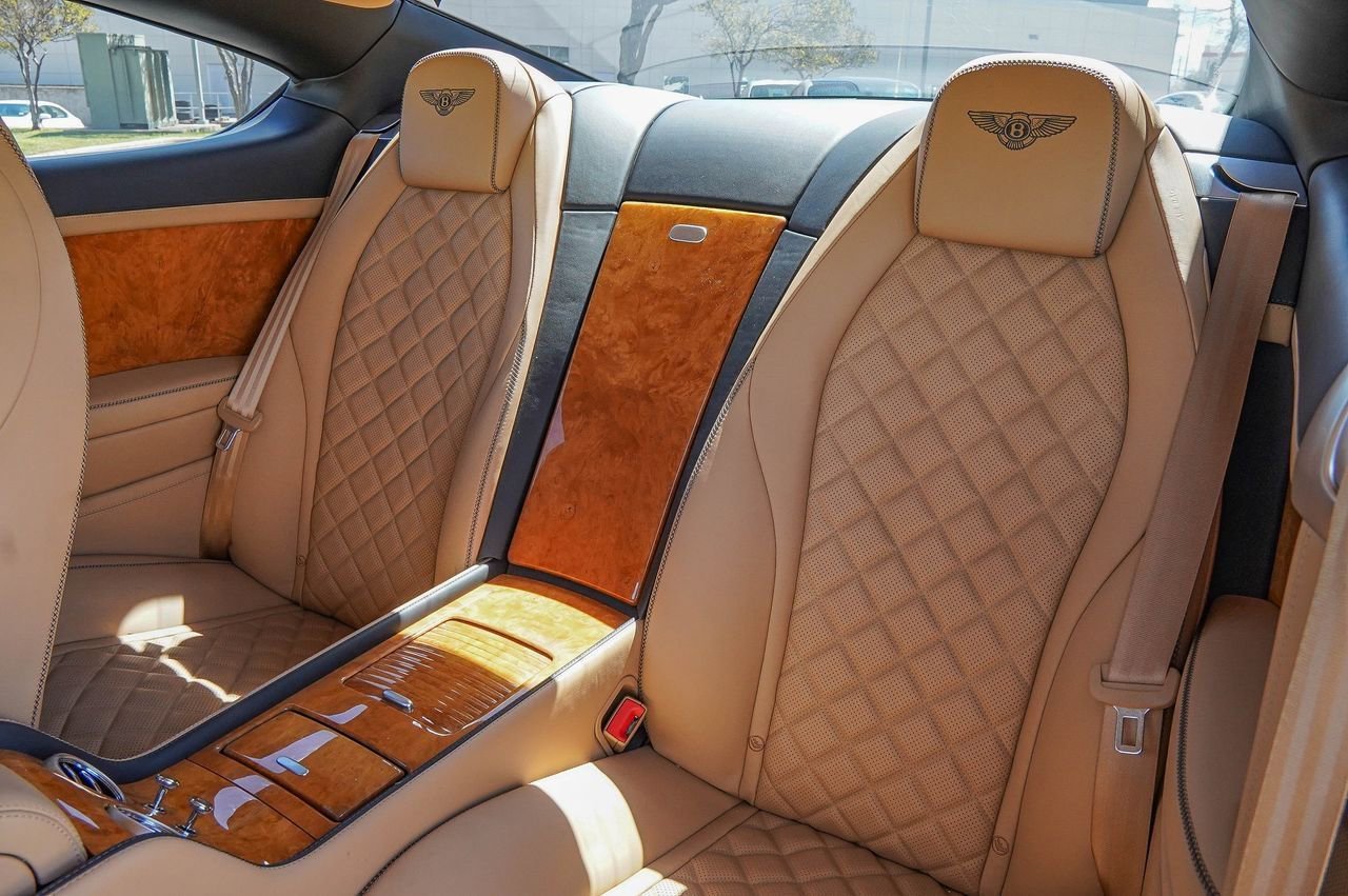 Used 2016 Bentley Continental GT image 41