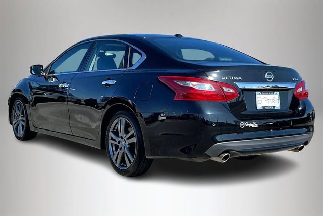 Used 2018 Nissan Altima 3.5 SL image 4