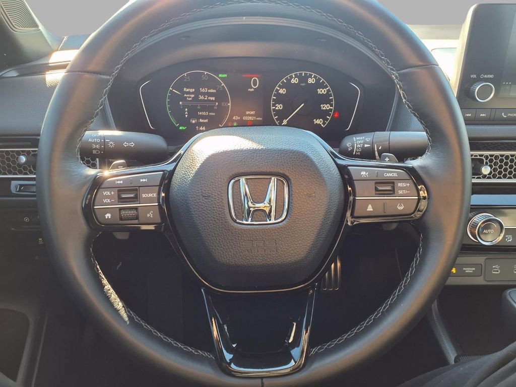 Used 2025 Honda Civic Sport image 16