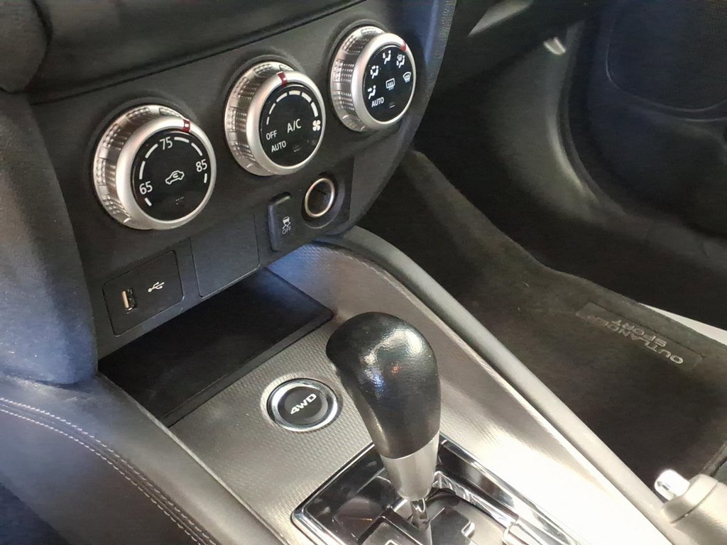 Used 2022 Mitsubishi Outlander Sport ES image 16