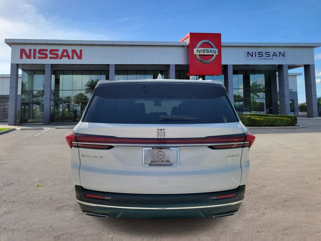 Used 2025 Buick Enclave Preferred FWD image 6