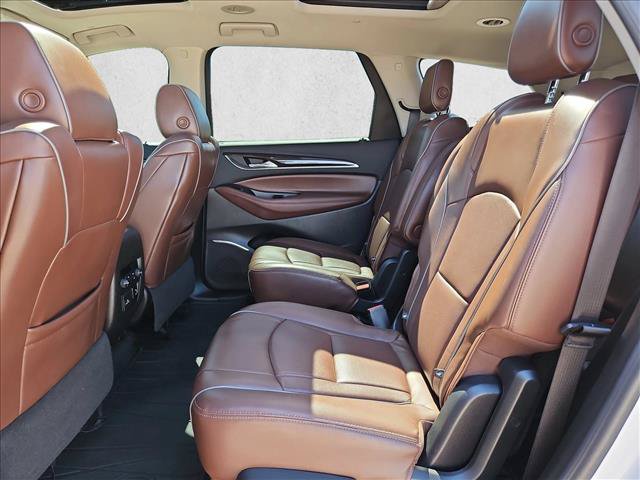 Used 2018 Buick Enclave Avenir w/ Avenir Technology Package AWD/4WD image 21
