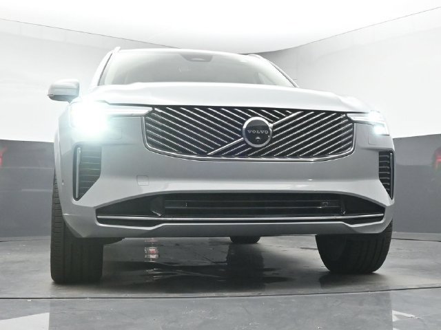 Used 2026 Volvo XC90 B6 Ultra AWD/4WD image 11