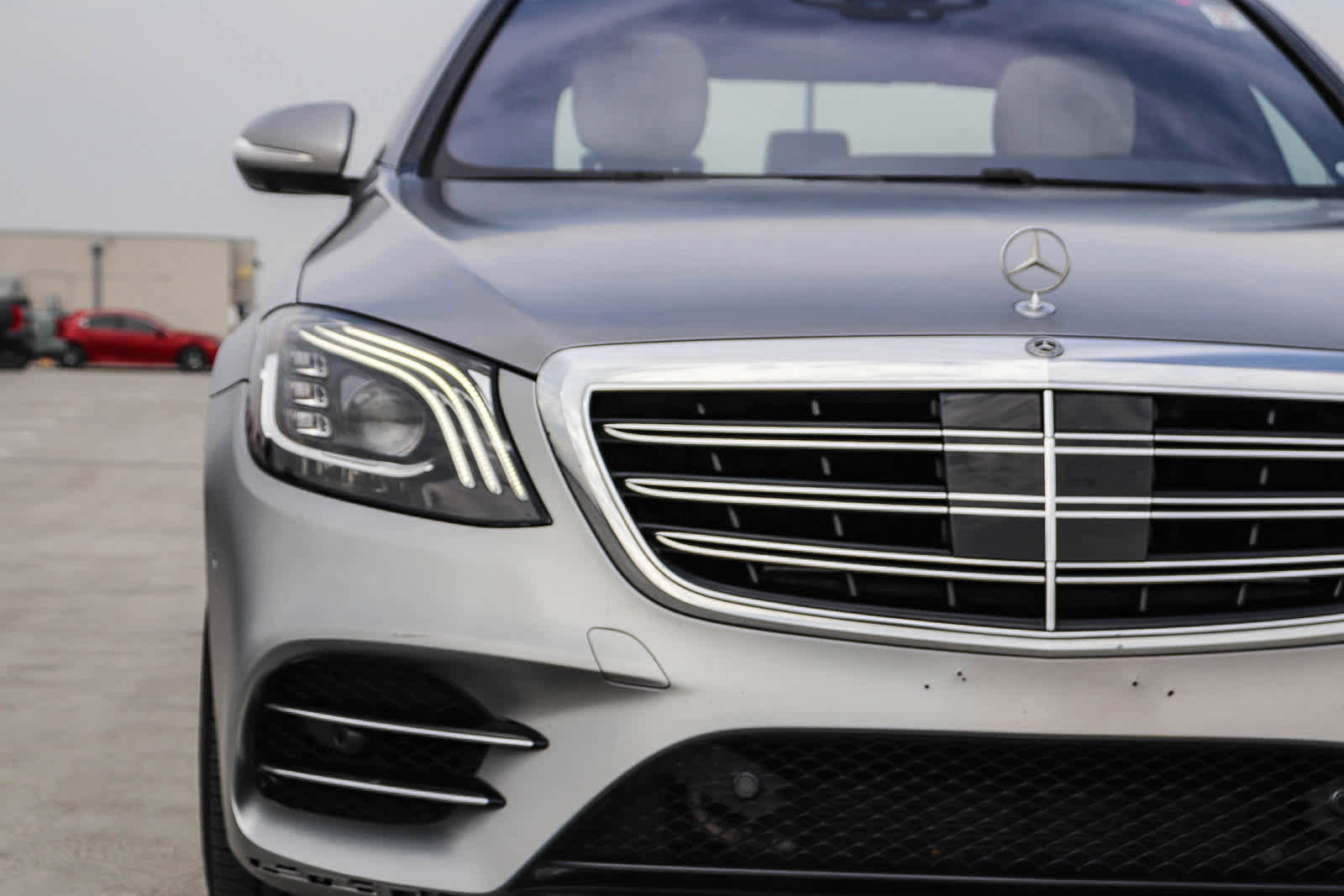Used 2018 Mercedes-Benz S 560 Sedan image 6