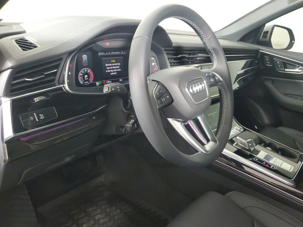 Used 2026 Audi Q8 Prestige image 24