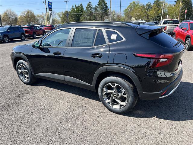 New 2026 Chevrolet Trax LT FWD image 3