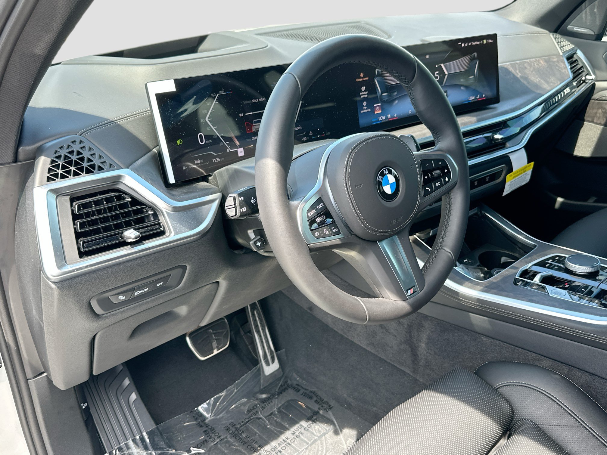 Used 2026 BMW X5 sDrive40i w/ M Sport Package RWD image 9
