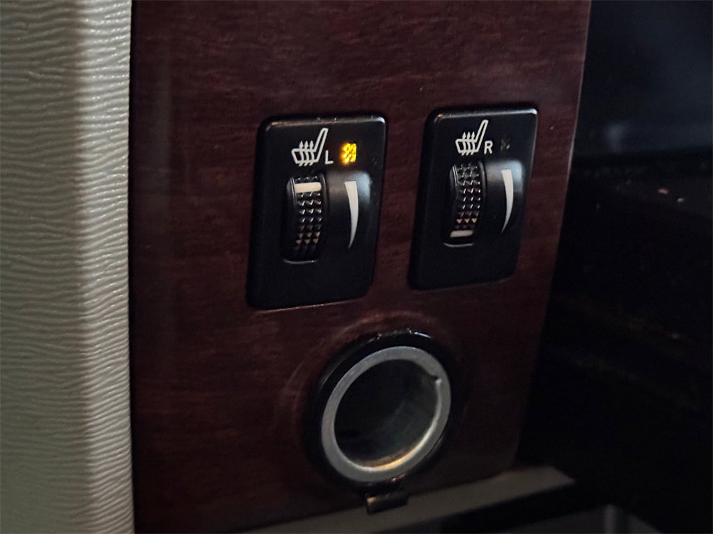 Used 2014 Toyota Sienna XLE image 34