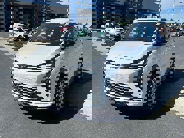 New 2027 Chevrolet Bolt LT w/ Comfort Package image 30