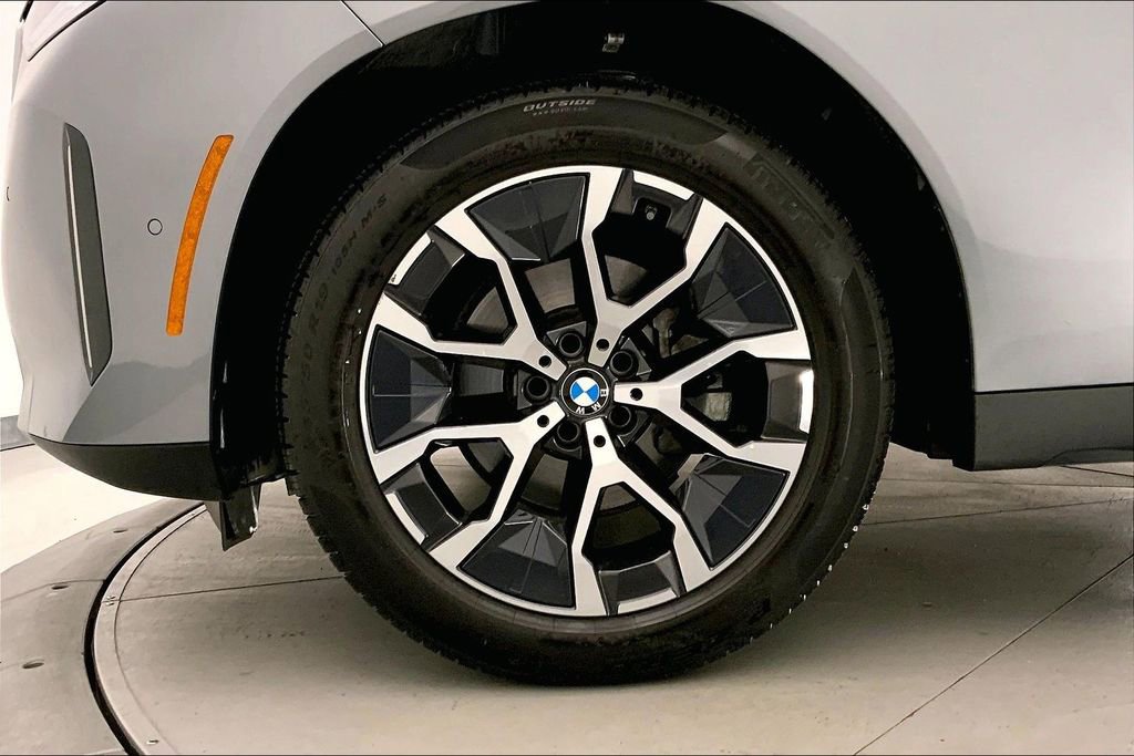 Used 2025 BMW X3 xDrive30i w/ Premium Package image 8