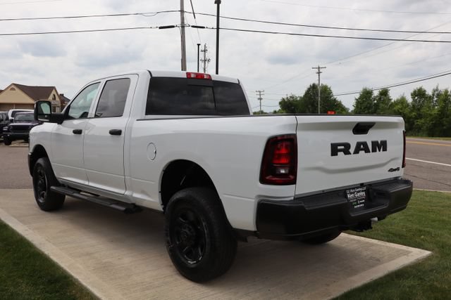 New 2026 RAM 3500 Tradesman AWD/4WD image 34
