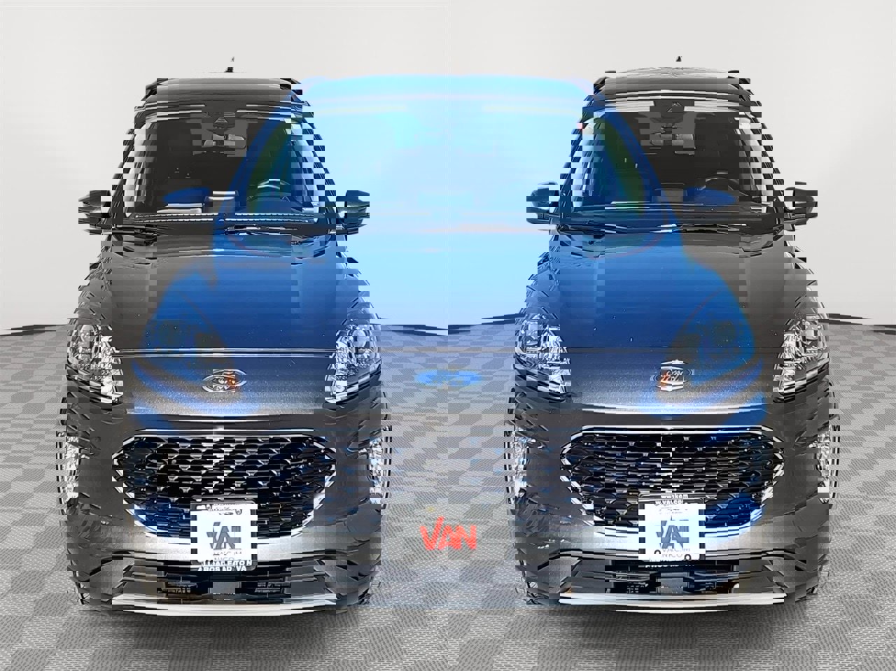 Used 2020 Ford Escape SEL image 2