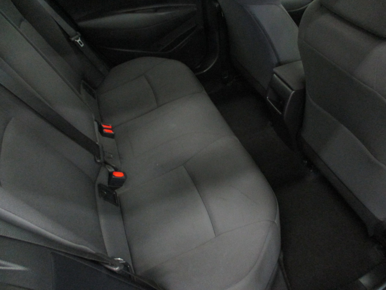 Used 2021 Toyota Corolla LE w/ Carpet Mat Package (TMS) image 11