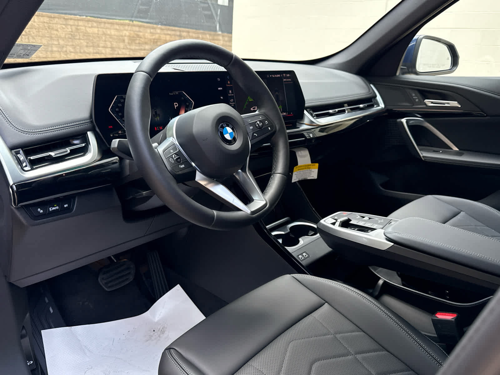 Used 2025 BMW X1 xDrive28i w/ Convenience Package AWD/4WD image 14