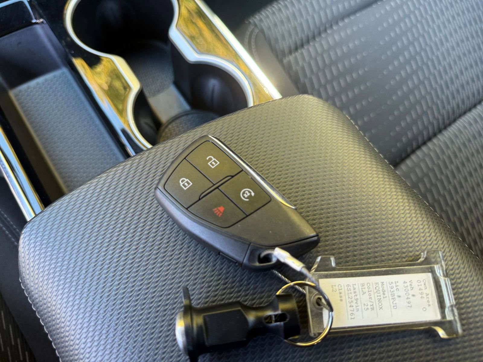 Used 2025 Chevrolet Equinox LT image 22